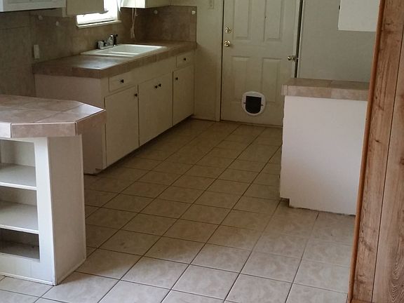 2nd image of 1434 Bel Air Dr