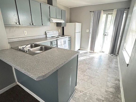 5th image of 3741 Frontera Cir