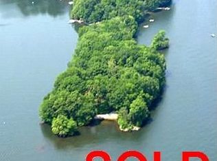 39 Deer Run Trl, Sherman, CT 06784