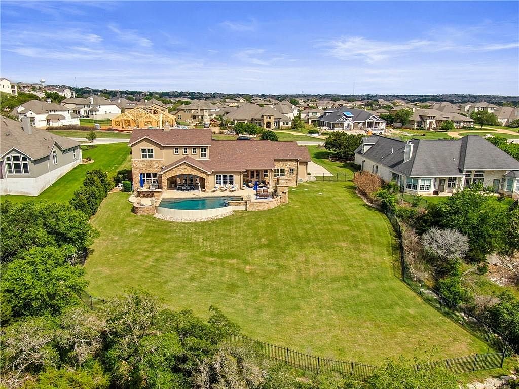 2707 Crystal Falls Pkwy, Leander, TX 78641 Zillow