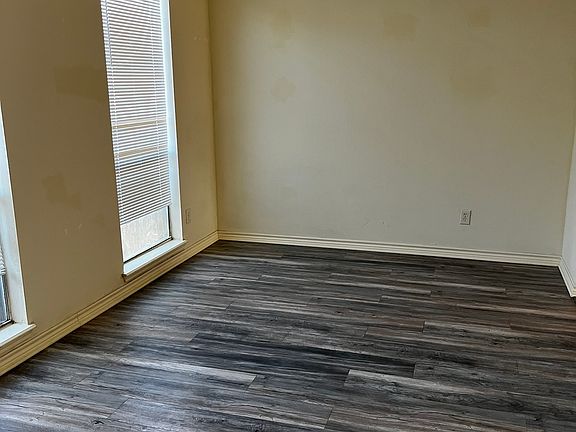 2nd image of 7123 Greenwood Point Dr
