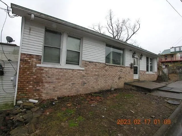 31 Highland Ct photo 1