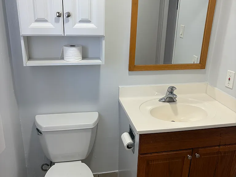 157 N Allen Ave #5 — Photo 5