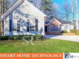 3431 Hollow Oak Dr, Rex, GA