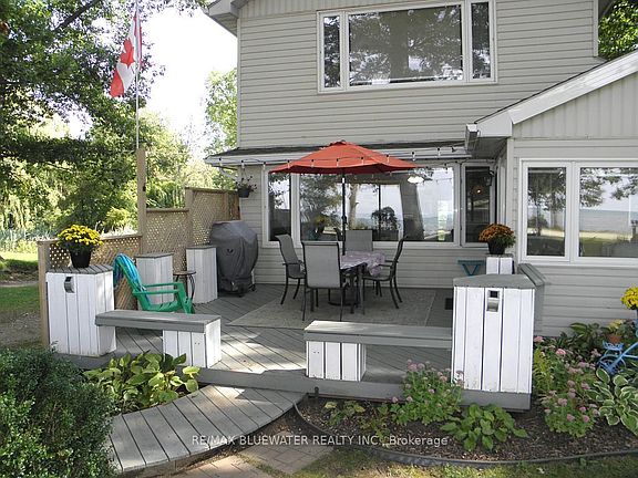 3rd image of 9714 Lake Rd