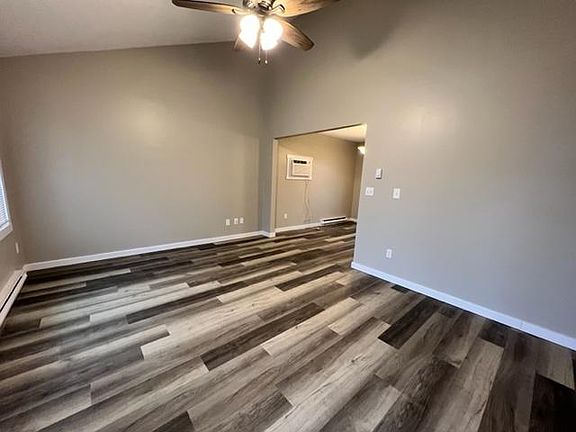 3rd image of 343 Northland Dr