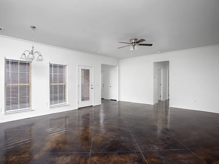 5614 Gonzaga Ln — Photo 20
