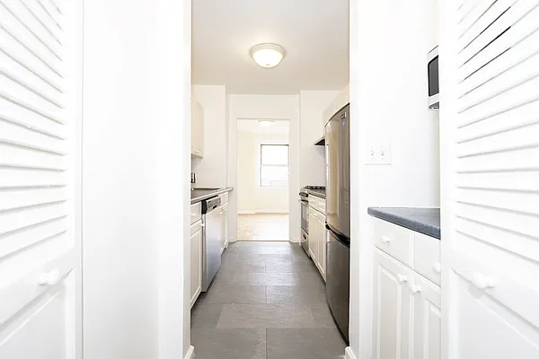 Rented by Buchbinder & Warren | media 15