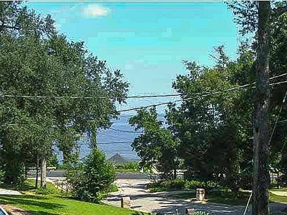 2nd image of 8611 Winding Ln