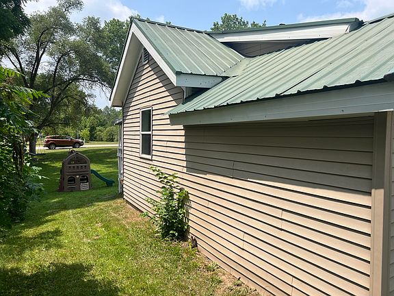 5th image of 121 S Muenscher St