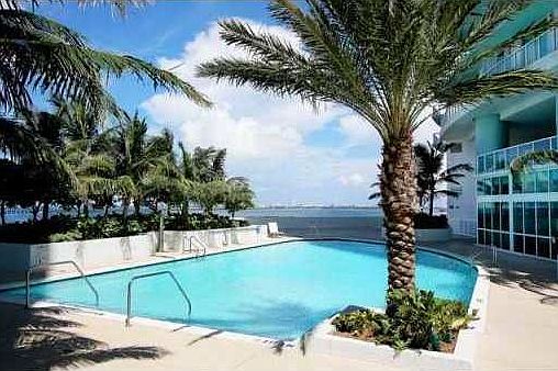 4th image of 1900 N Bayshore Dr APT 3111
