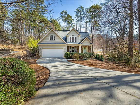 2nd image of 7 Divot Ldg