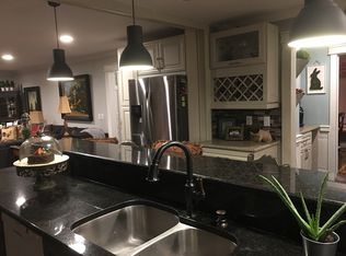 409 Foxcroft Rd, Greenville, SC 29615