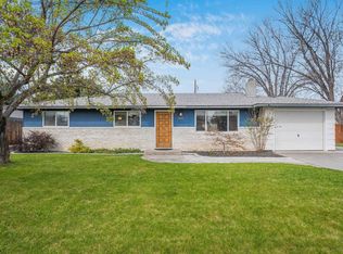 322 S Quillan St, Kennewick, WA 99336