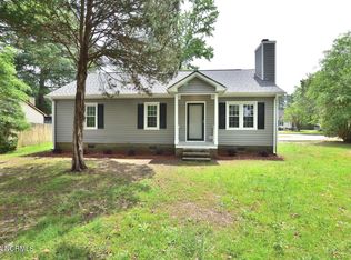 1701 Old Barn Rd, Rocky Mount, NC 27804