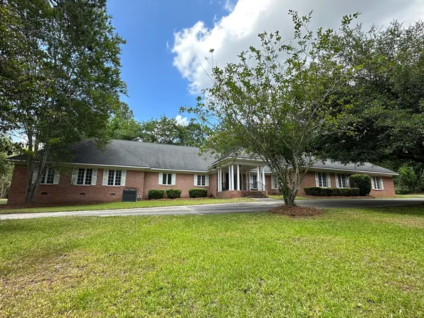 5426 Woodhaven Rd, Eastman, GA 31023