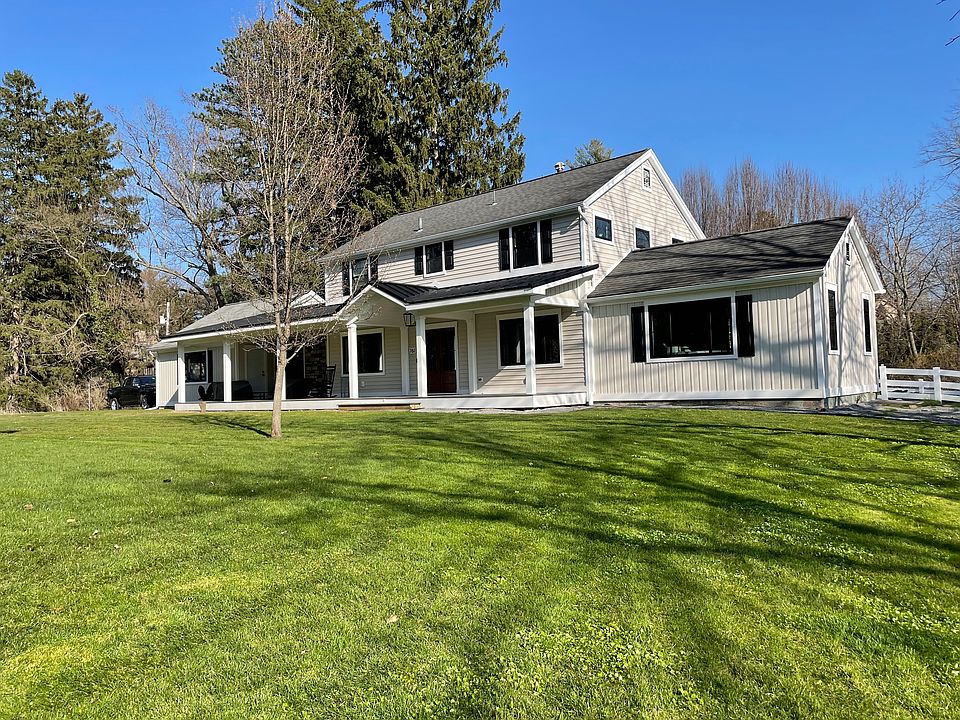 Large fenced front yard