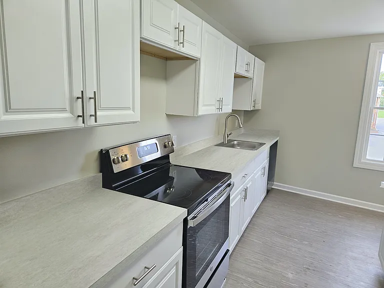84 S Union St #A — Photo 3
