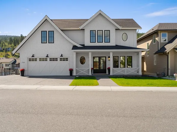 1345 Myra Pl, Kamloops, BC V2E 0C3