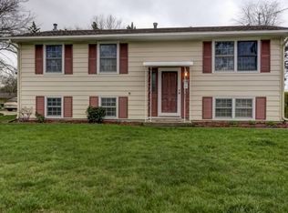 1685 W Evandale Dr, Decatur, IL 62526