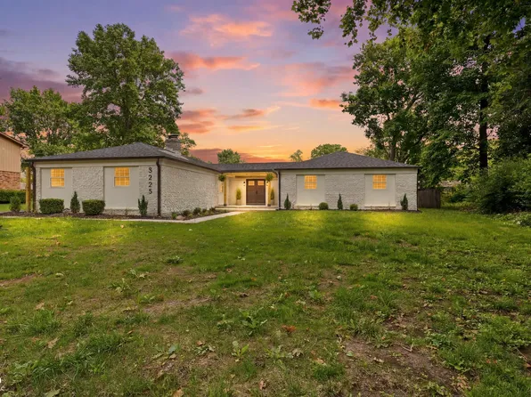 5225 Leone Pl, Indianapolis, IN 46226
