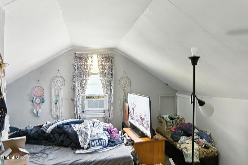 3rd image of 53-55 Shelterwood Road