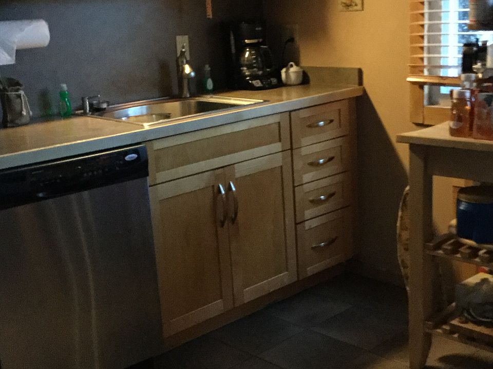 10 Beach Dr, Merrick, NY 11566 Zillow