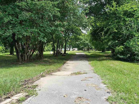 3rd image of 2814 W Upshur Ave