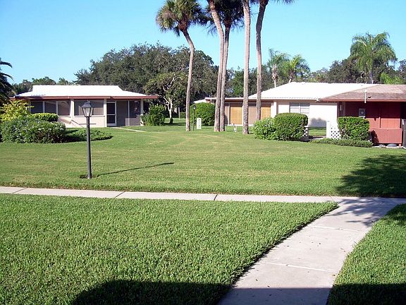 2nd image of 1358 Stafford Ln #1421