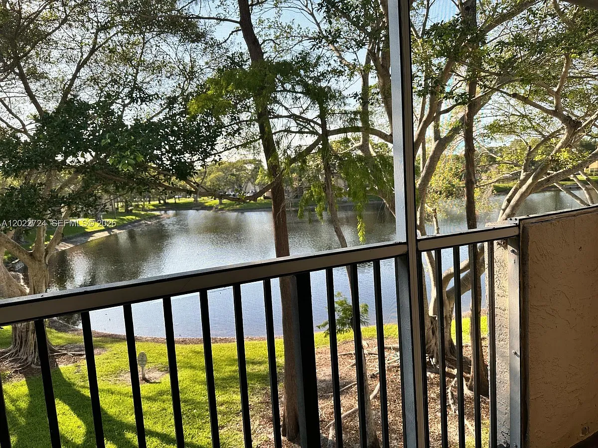 Building Photo - 631 Cypress Lake Blvd #O17