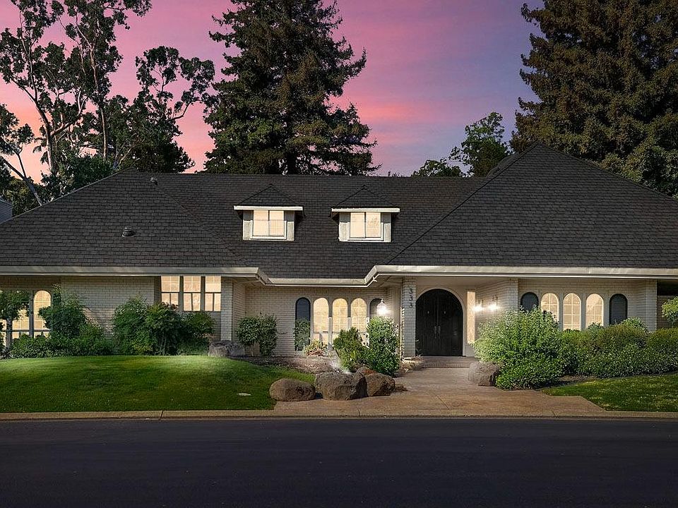 1st image of 3334 Cove Cir