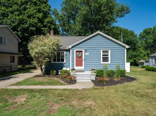 45425 N Branch Dr, Macomb, MI 48042
