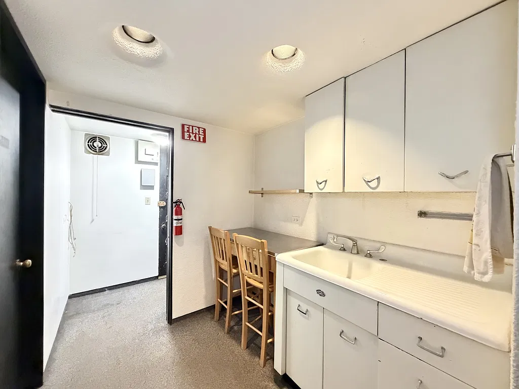 Studio, 1 Bath at Addison + Wolcott (North Center) — Photo 2