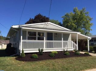 3307 Ridgeway St, Reading, PA 19605