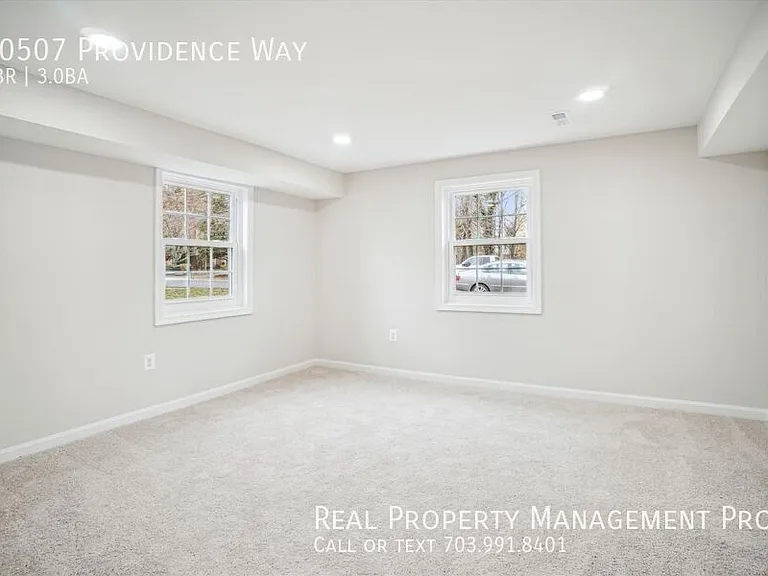 10507 Providence Way — Photo 19