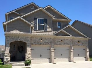 3305 Sweet Clover Ln, Lexington, KY 40509