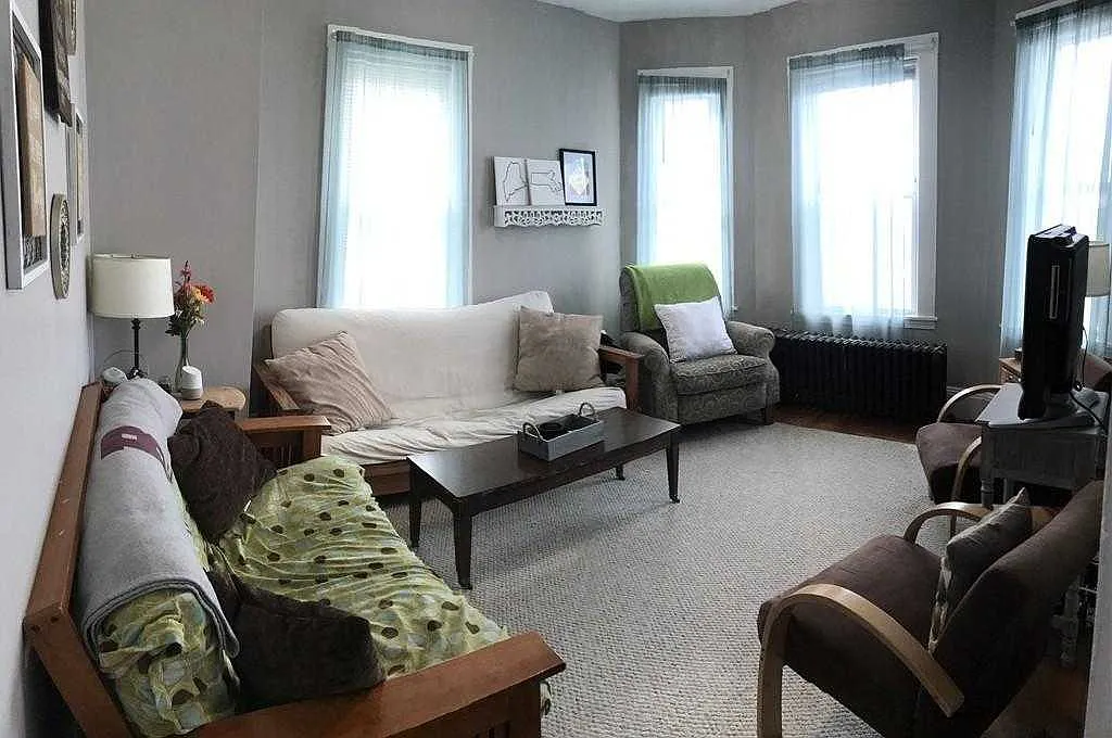 4 bed, $7,500 — Photo 4