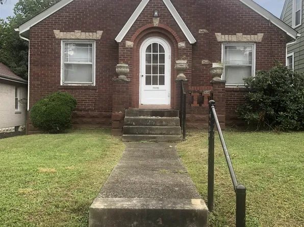 232 Green Oak Dr, Huntington, WV 25705