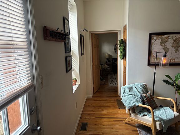 3rd image of 5300 Butler St APT 1