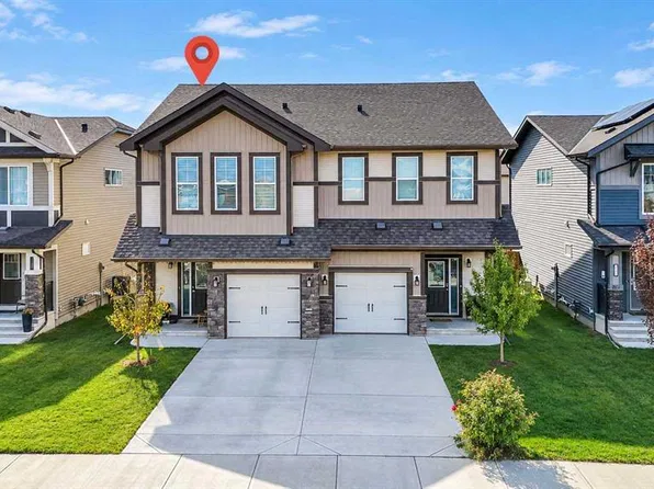 235 N Clydesdale Ave, Cochrane, AB T4C 2R1