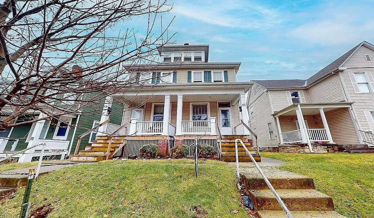 5 bed, $2,500 — Photo 1