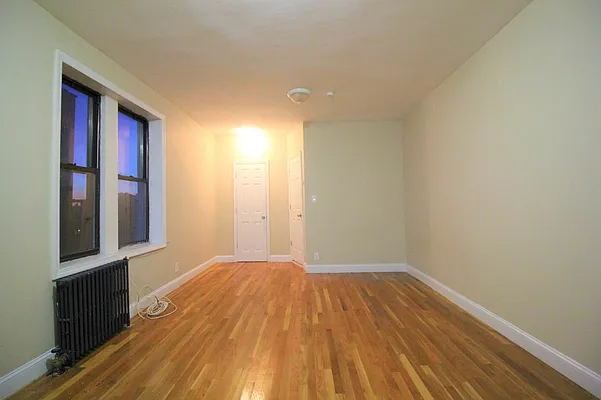 Rented by OCTAN REALTY MANAGEMENT LLC | media 19