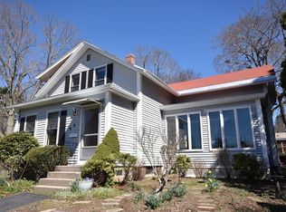 4 Clifton Ave, Amherst, MA 01002