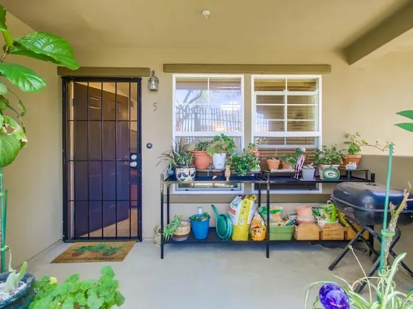 14676 Via Fiesta Unit 5, San Diego, CA 92127