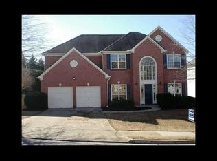 670 Maple Crest Dr, Lawrenceville, GA 30044