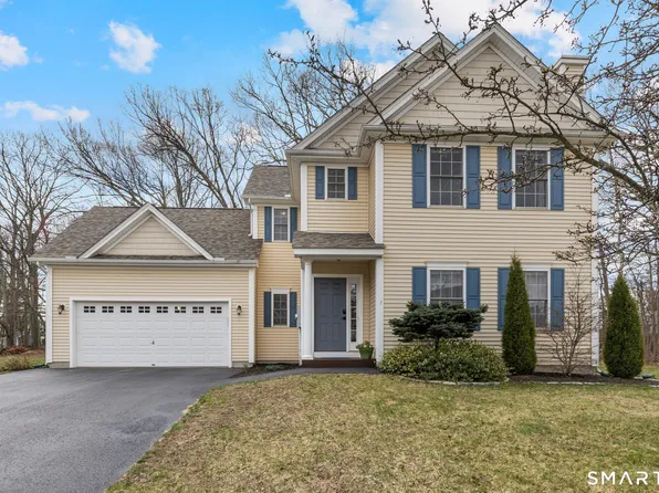 7 Nicholas Court, East Hampton, CT 06424