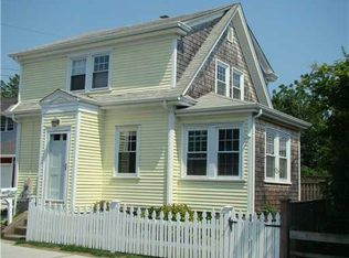 43 Thurston Ave, Newport, RI 02840