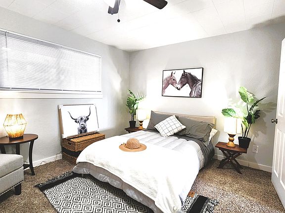 2nd image of 235 Bellevue Ave E APT 403