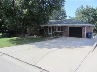 1008 Mary Candace Ln, Saint Louis, MO