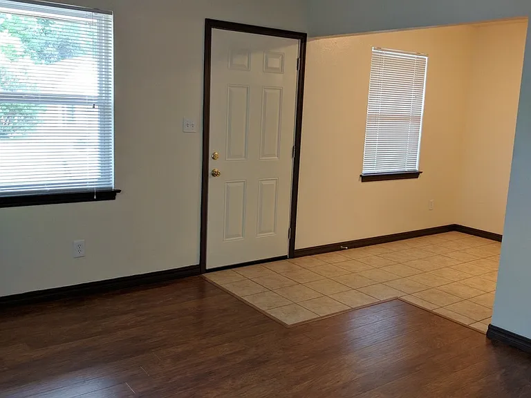 603-05 E Eufaula St — Photo 3